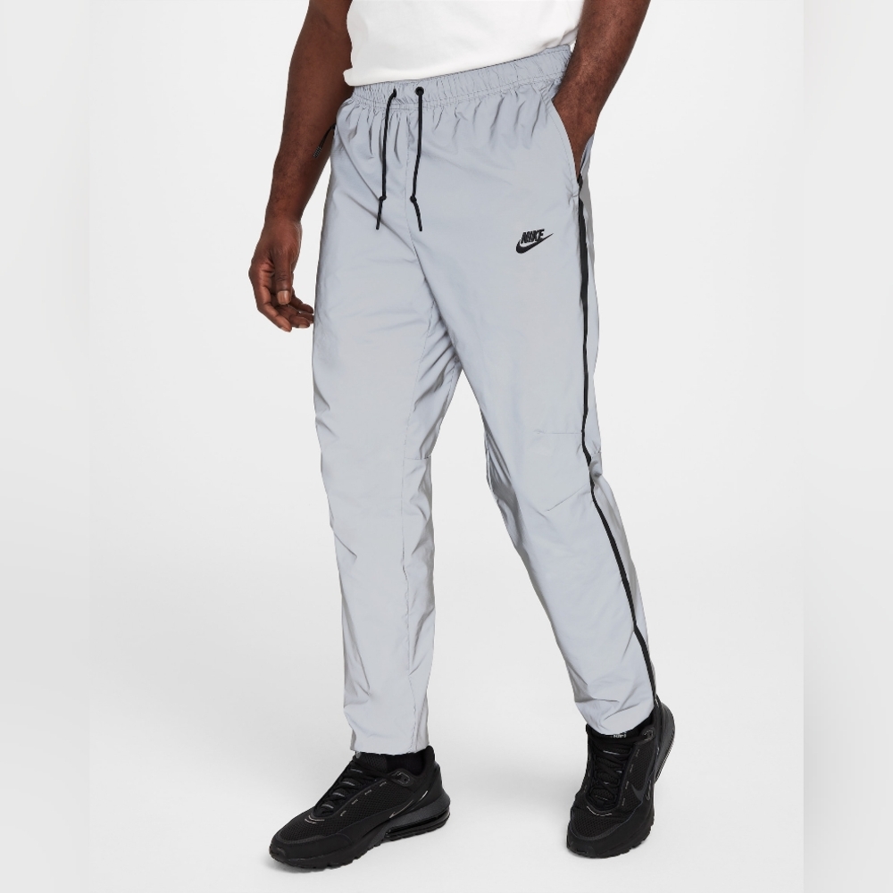 NEW! Men's Nike Tech Reflective Woven Pants Size M edium - Picture 2 of 8